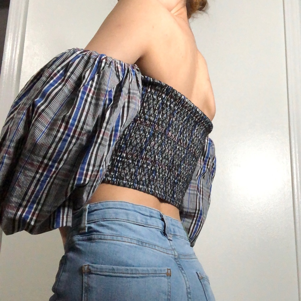 Zara Off the shoulder poplin puff sleeve top
